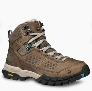 NWOT Vasque Talus AT Ultra dry hiking boots